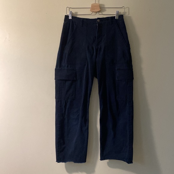 Black Hollister Cargo Pants - Picture 1 of 3